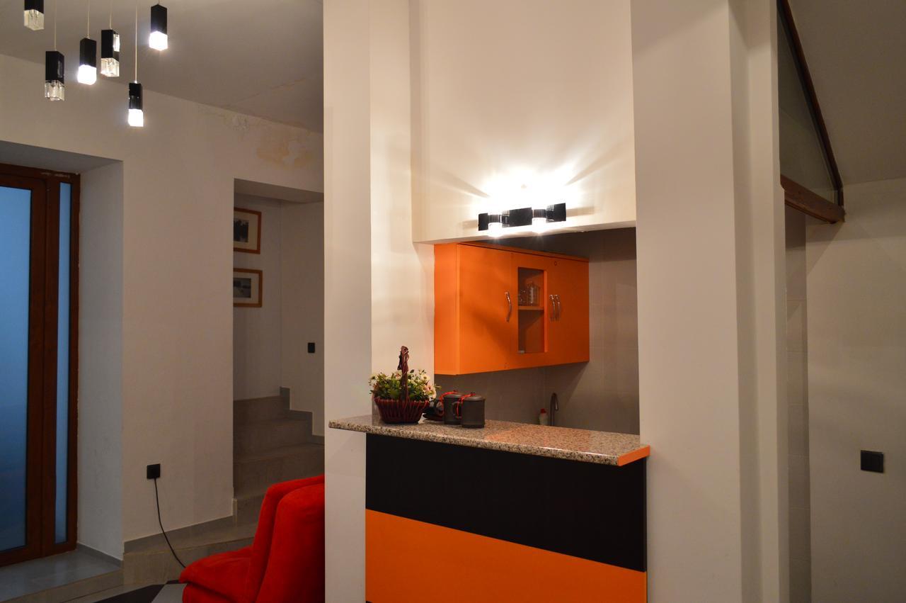 Deluxe Apartment Tbilisi Eksteriør billede